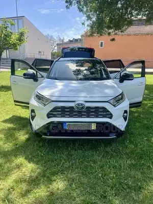 Toyota RAV4 2019 Blanc