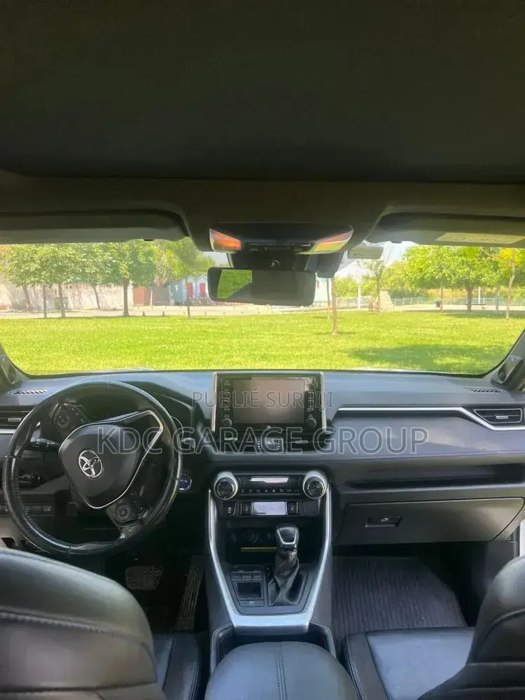 Toyota RAV4 2019 Blanc