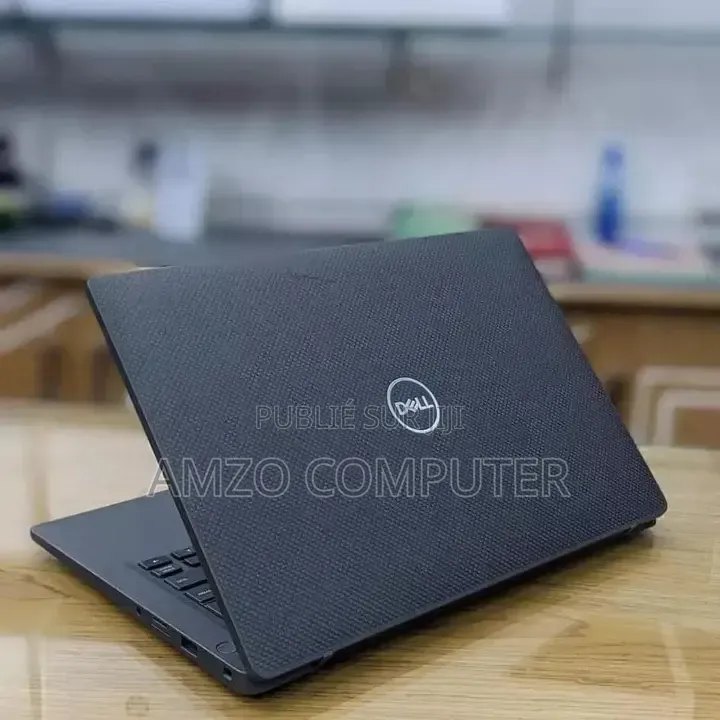 Ordinateur portable Dell Latitude 7400 8GB Intel Core i7 SSD 256GB