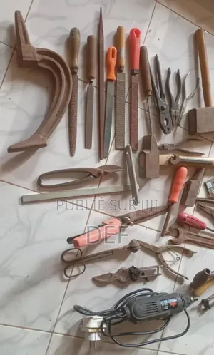 Lot Outillage Venant De France