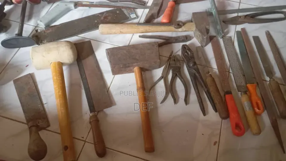 Lot Outillage Venant De France