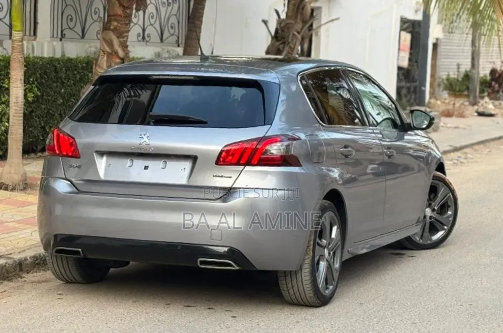 Peugeot 308 2018 Gris