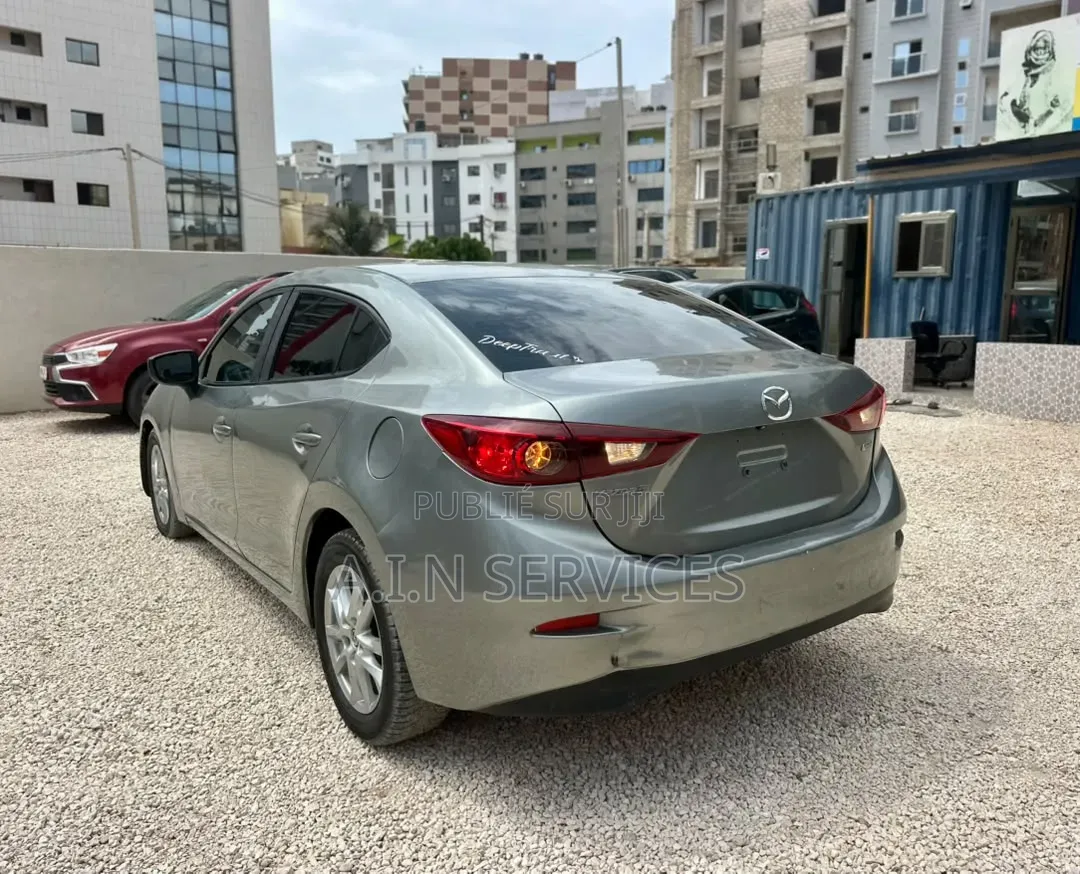 Mazda 3 2016 Gris