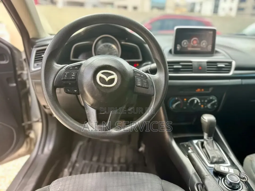 Mazda 3 2016 Gris