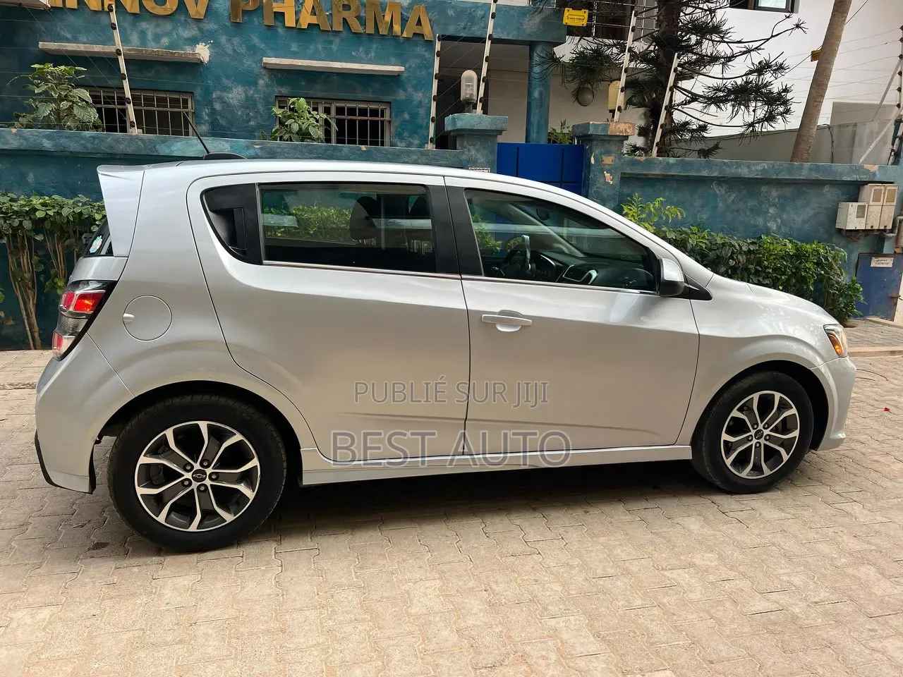 Chevrolet Sonic 2019 Gris