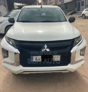 Mitsubishi L200 2023 Blanc