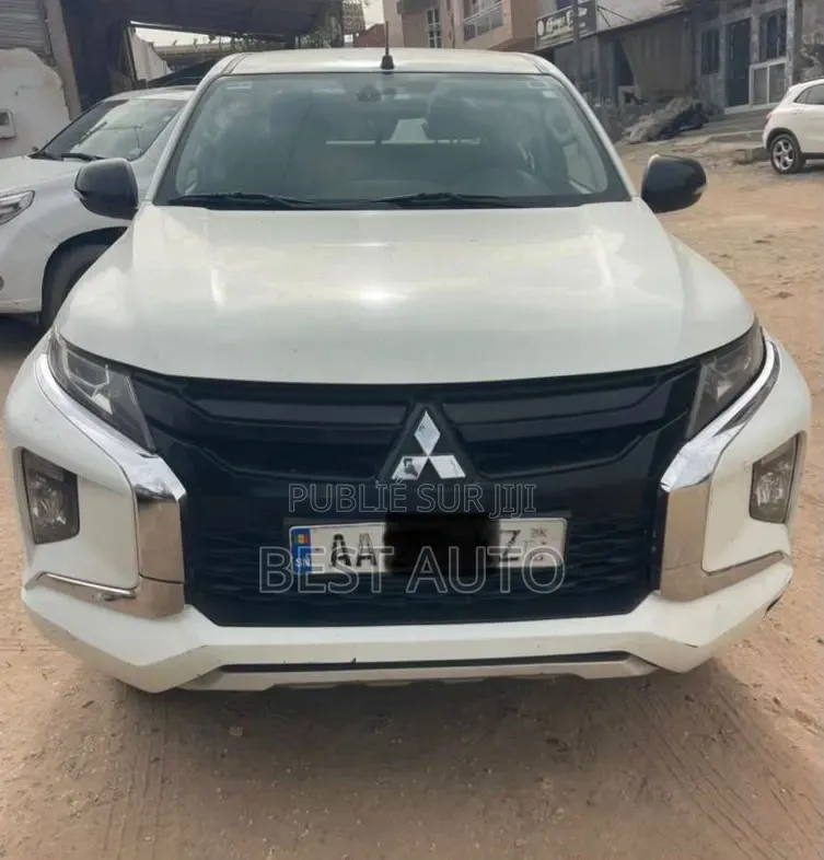 Mitsubishi L200 2023 Blanc