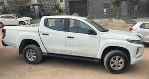 Mitsubishi L200 2023 Blanc