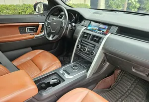 Land Rover Discovery 2017 Blanc