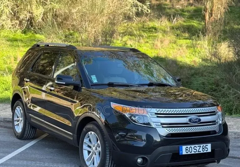 Ford Explorer 2013 Noir Mat