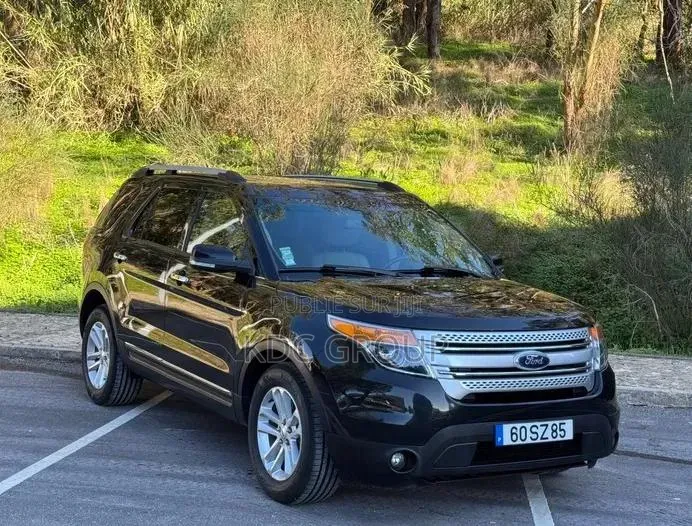 Ford Explorer 2013 Noir Mat