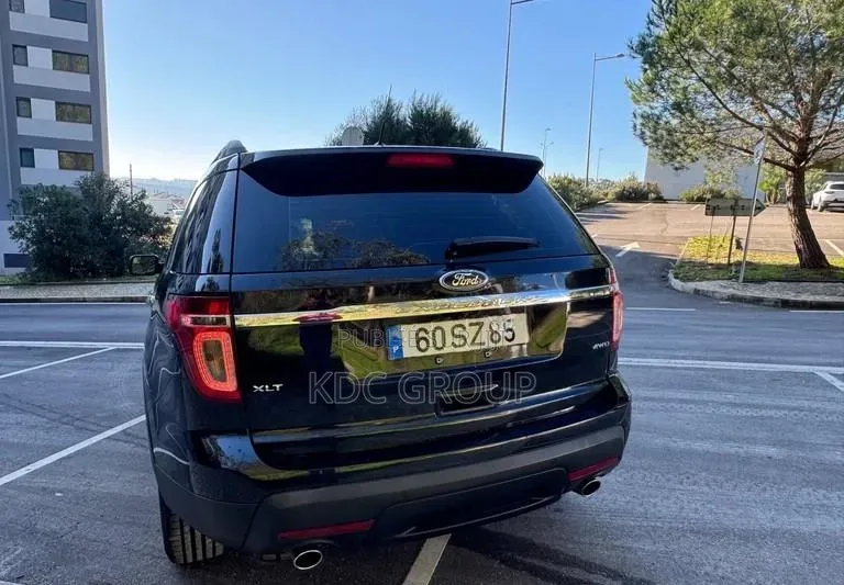 Ford Explorer 2013 Noir Mat