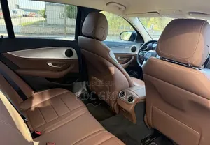 Mercedes-Benz E300 2020 Noir Mat