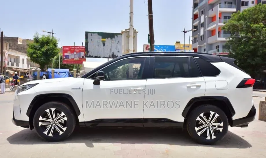 Toyota RAV4 2021 Blanc