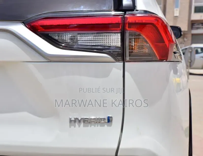 Toyota RAV4 2021 Blanc