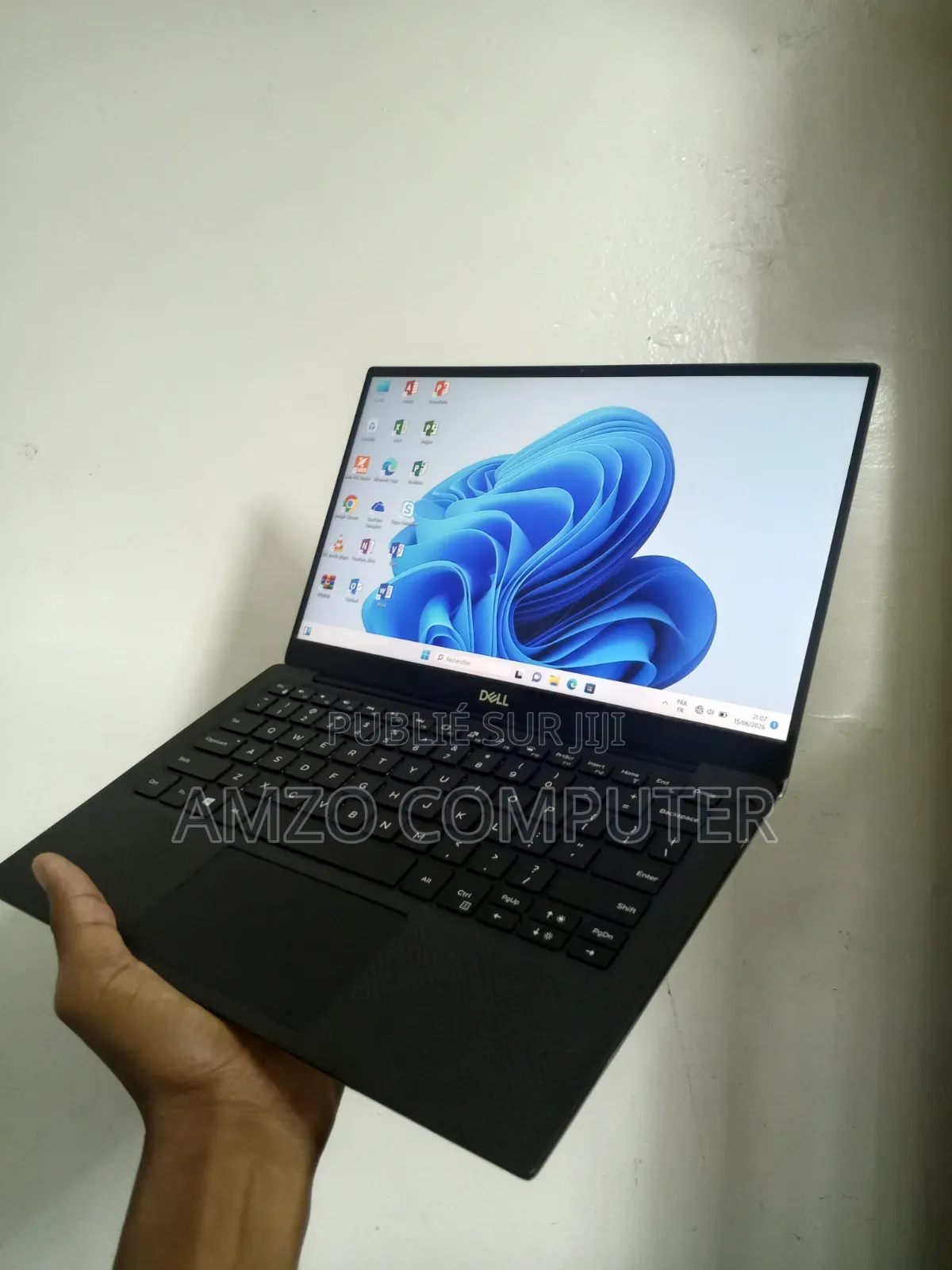 Ordinateur portable Dell XPS 13 9380 8GB Intel Core i5 SSD 256GB
