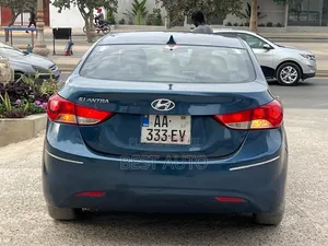 Hyundai Elantra 2013 Bleu