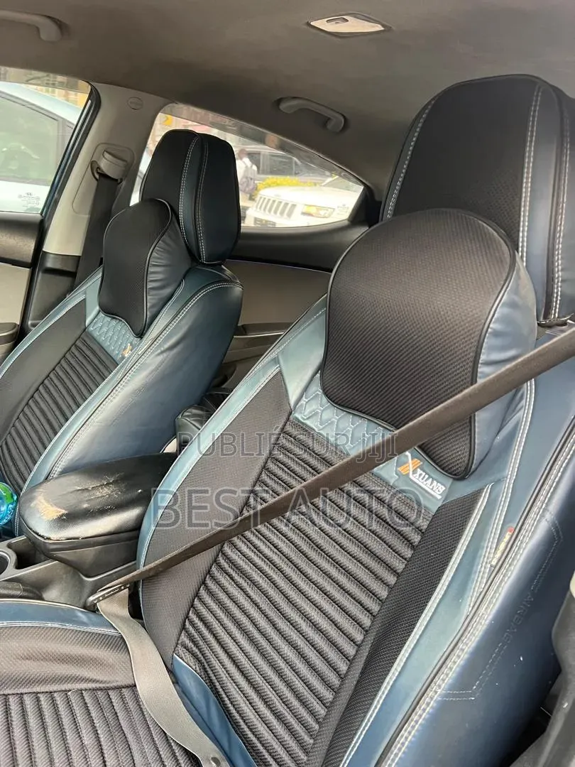 Hyundai Elantra 2013 Bleu