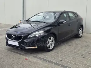 Volvo V40 2018 Noir
