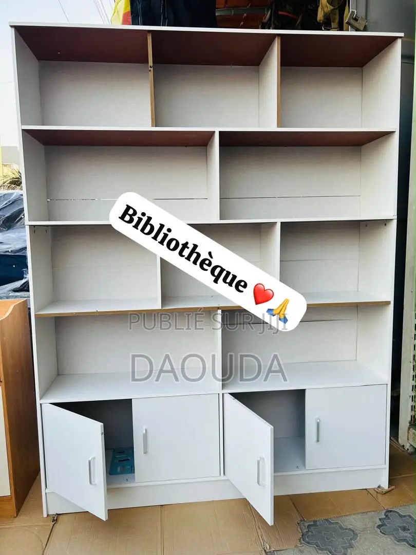 Bibliothèque De Rangement