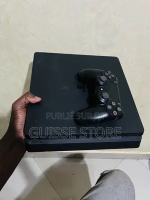Ps4 Slim Avec Une Manette
