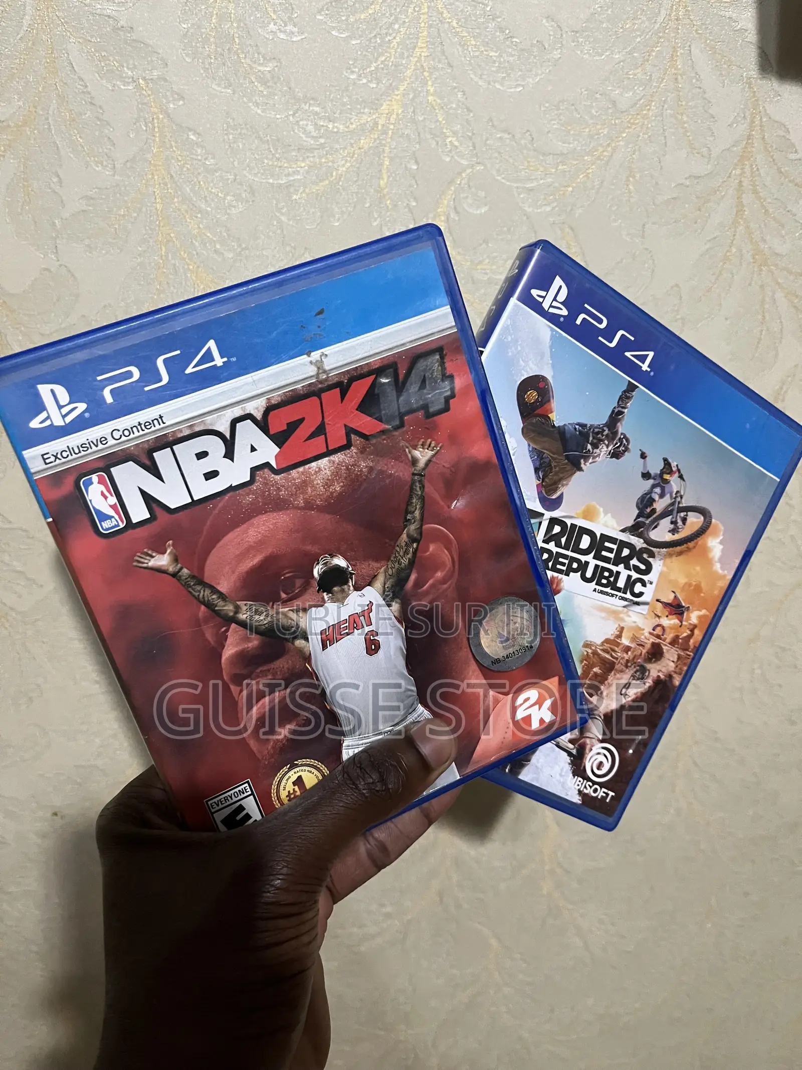 Ps4 Slim Avec Une Manette