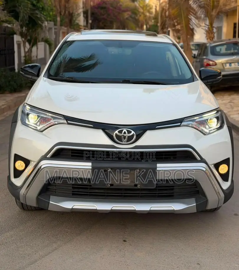 Toyota RAV4 2019 Blanc