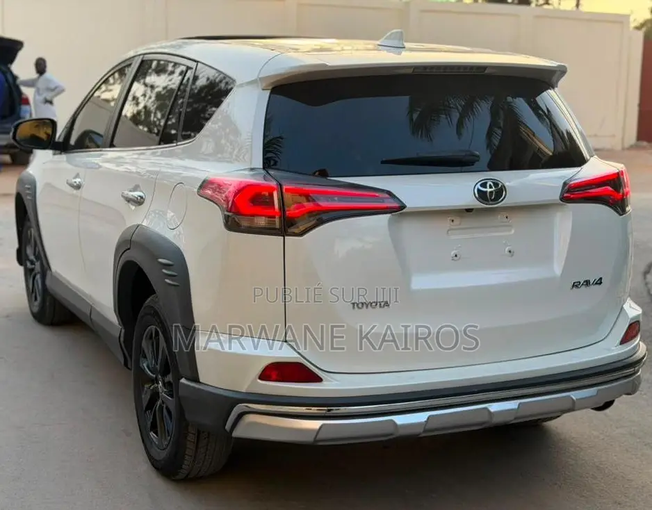 Toyota RAV4 2019 Blanc