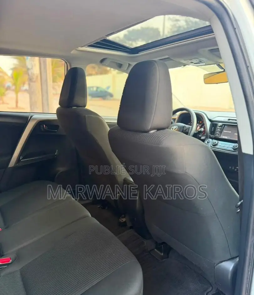 Toyota RAV4 2019 Blanc