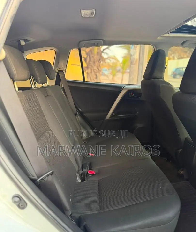 Toyota RAV4 2019 Blanc