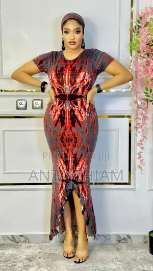 Deux Façons De Robe Thioup Different