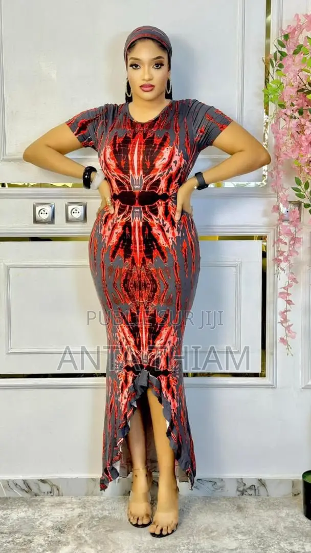 Deux Façons De Robe Thioup Different