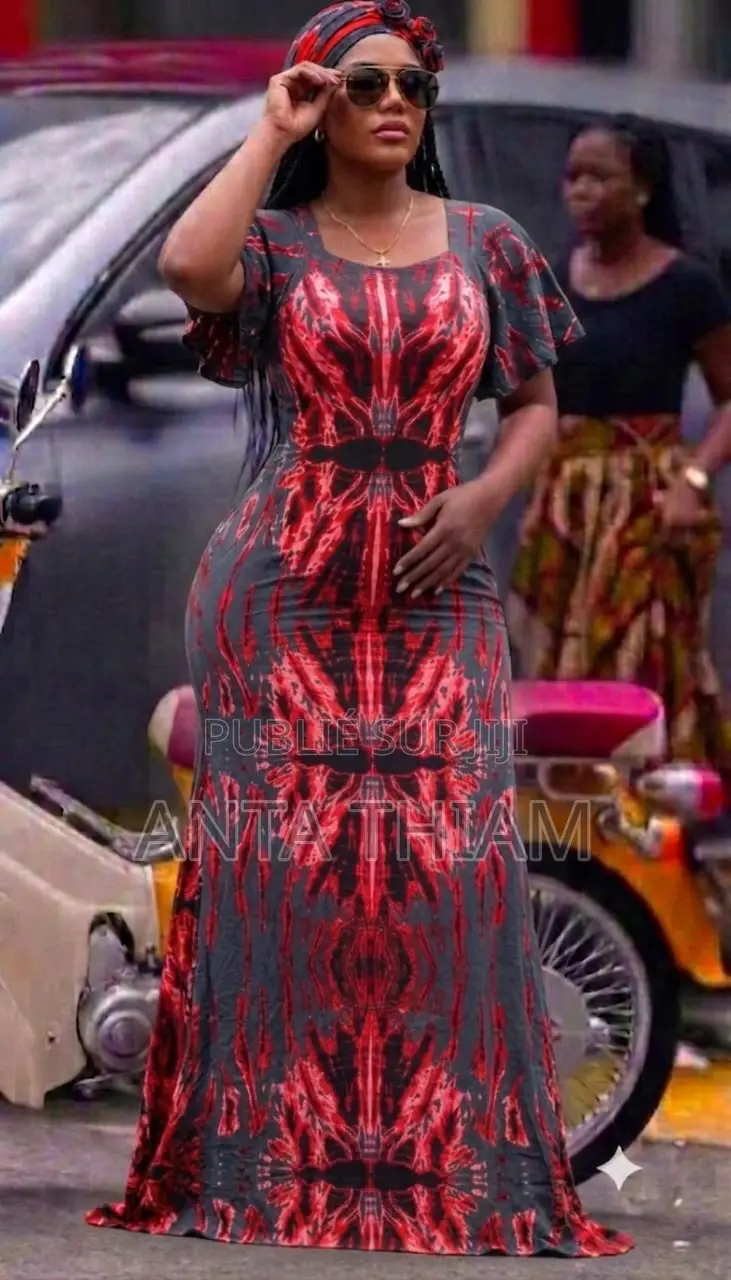 Deux Façons De Robe Thioup Different