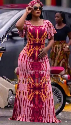 Deux Façons De Robe Thioup Different