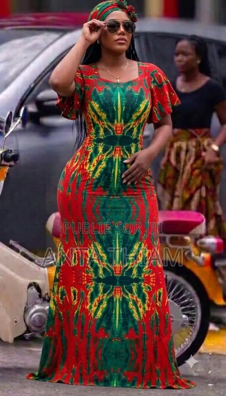 Deux Façons De Robe Thioup Different