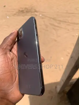 Apple iPhone 11 Pro 64 GB Gris