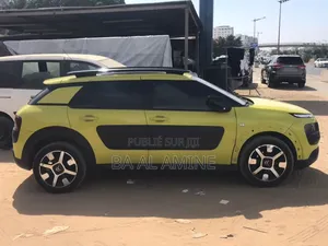 Citroen C4 2017 Jaune