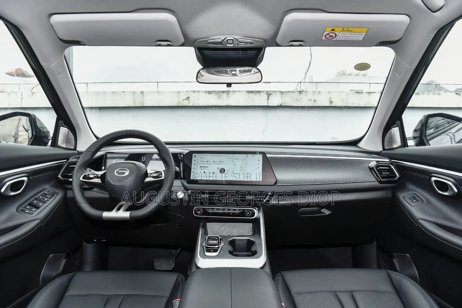 Nouveau Voiture 2025 Noir Mat