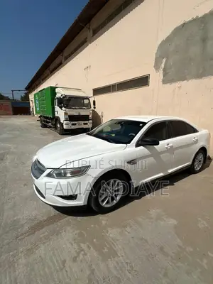 Ford Taurus 2013 Blanc