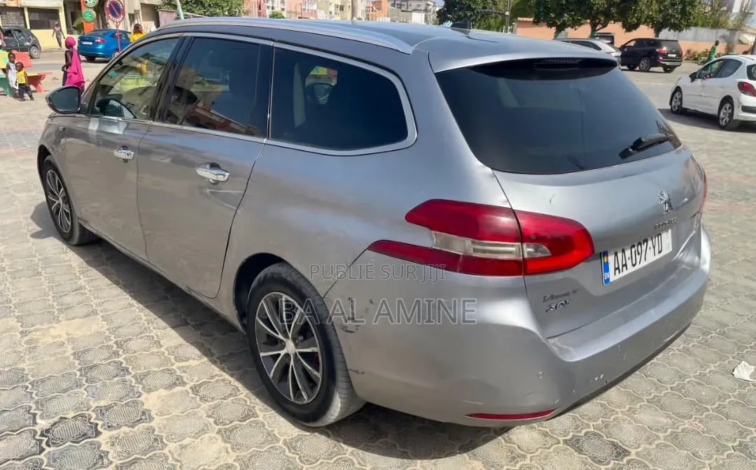 Peugeot 308 2016 Gris