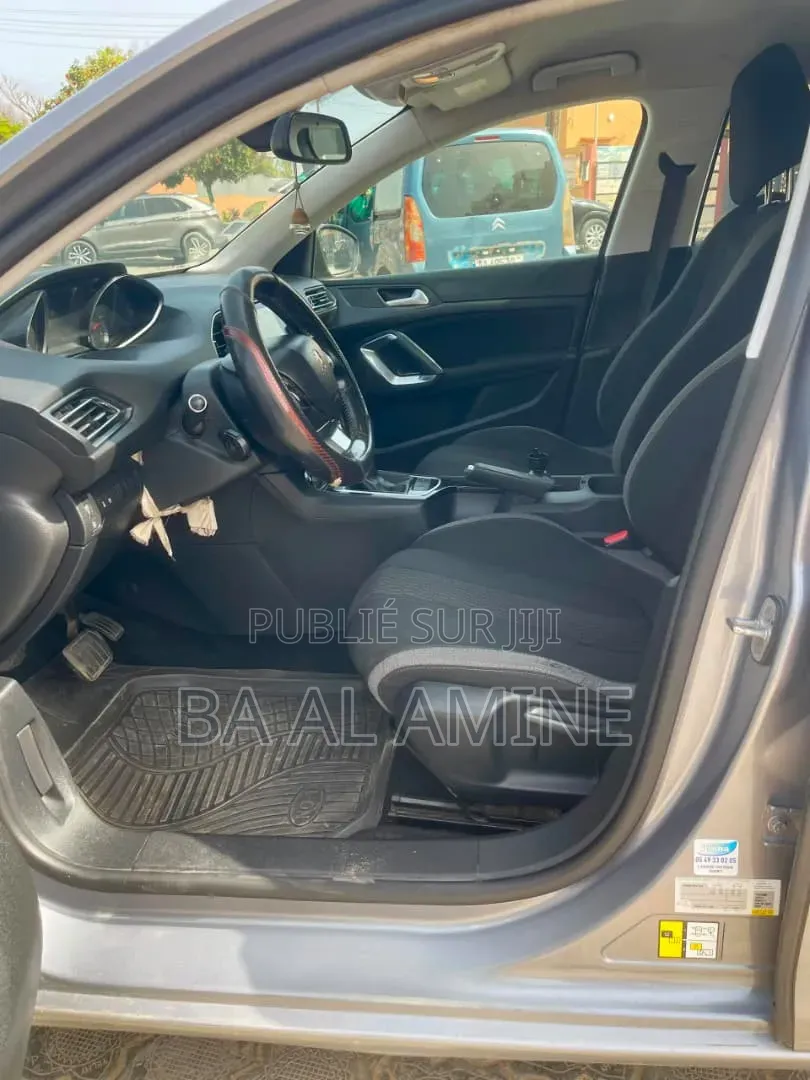 Peugeot 308 2016 Gris