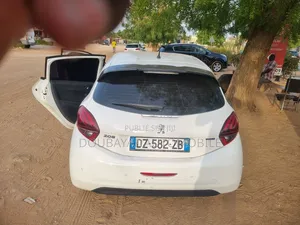 Peugeot 208 2017 Blanc