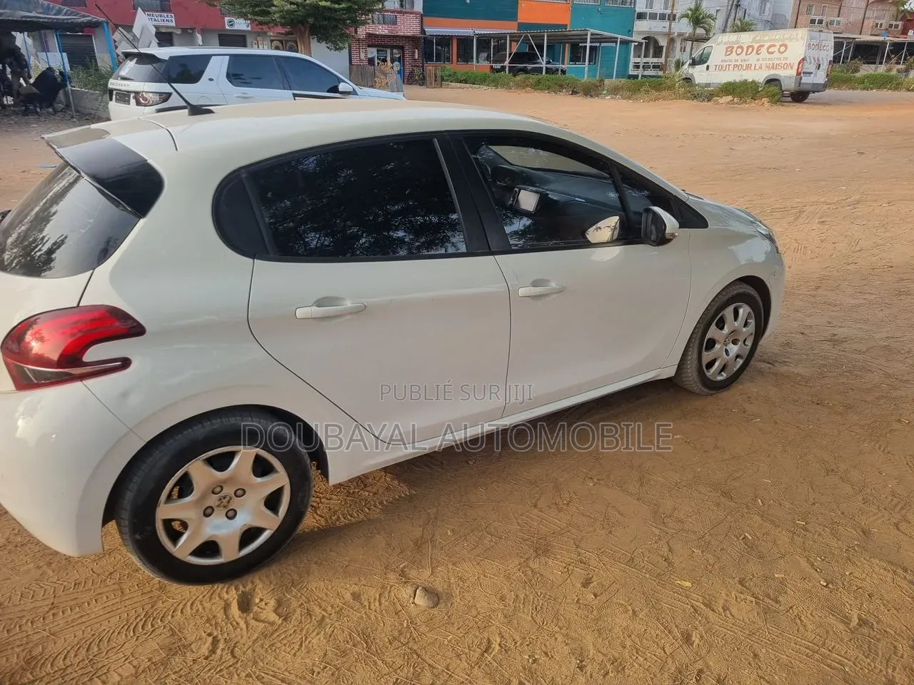 Peugeot 208 2017 Blanc
