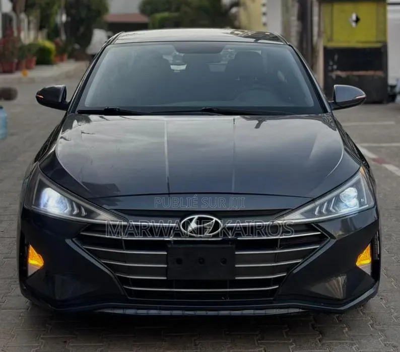 Hyundai Elantra 2019 Noir