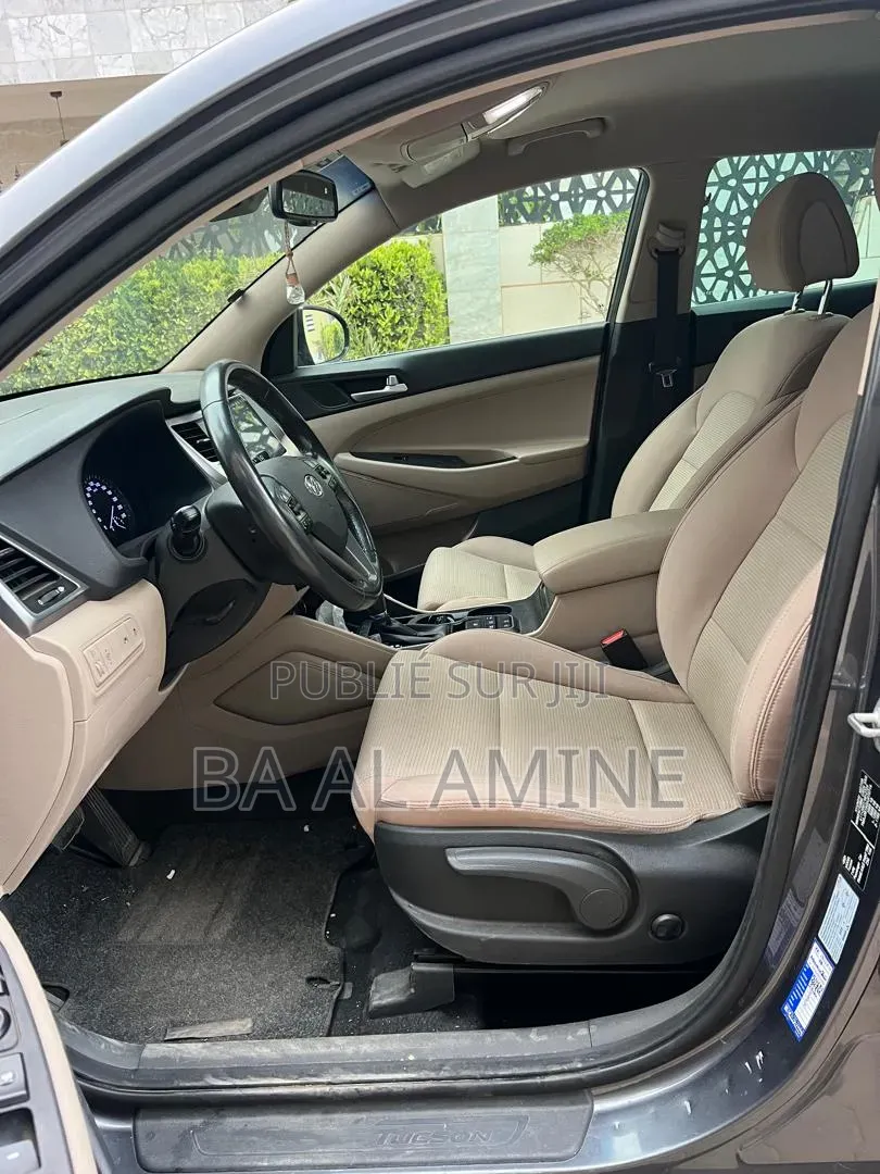 Hyundai Tucson 2017 Gris