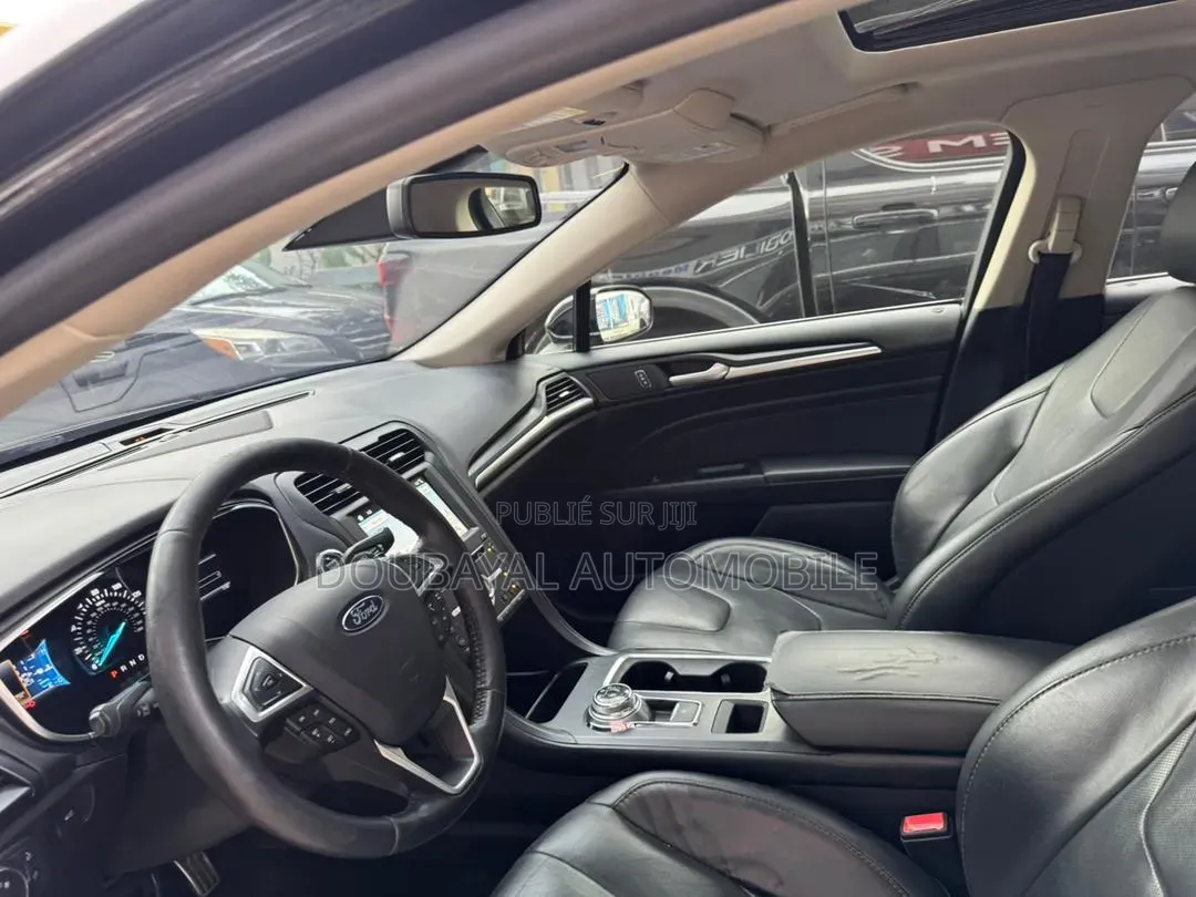 Ford Fusion 2017 Noir Mat