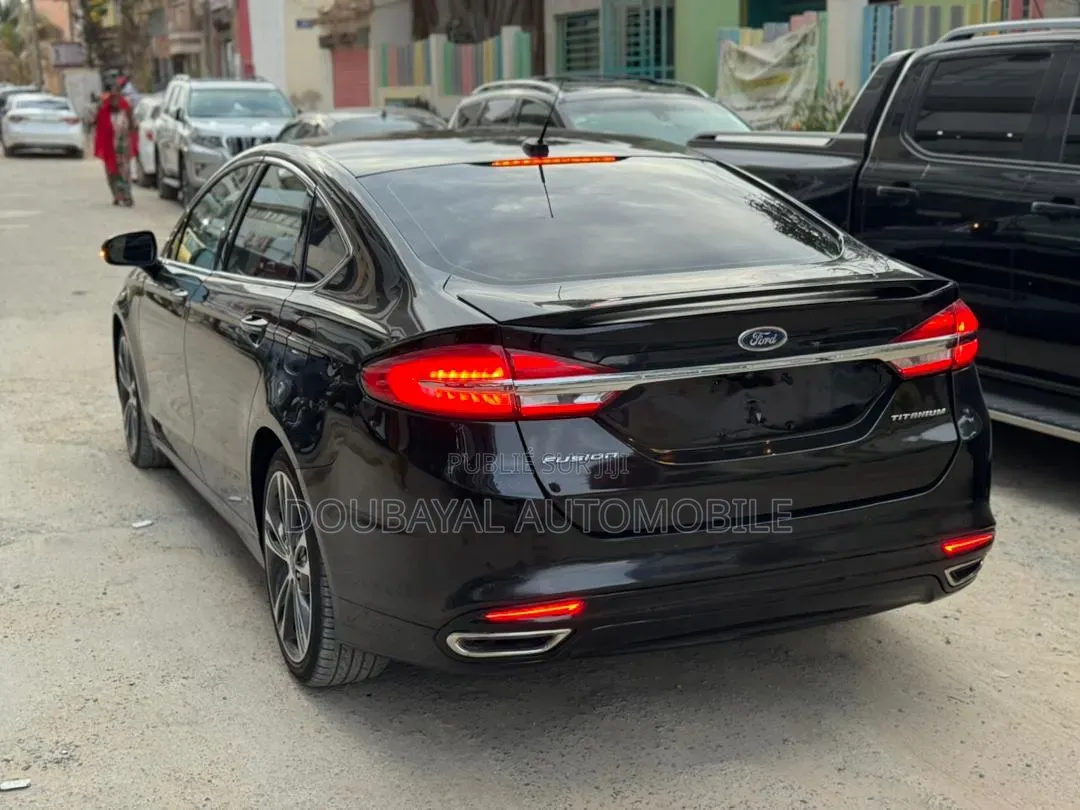 Ford Fusion 2017 Noir Mat