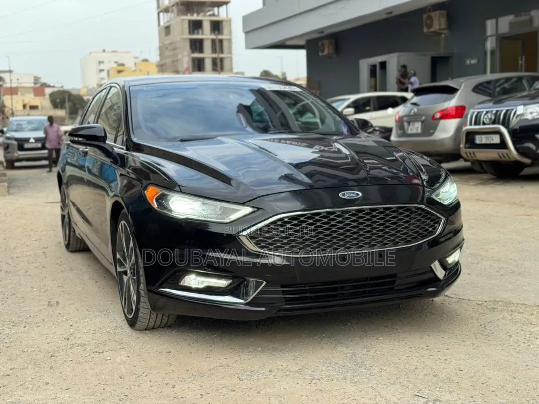 Ford Fusion 2017 Noir Mat