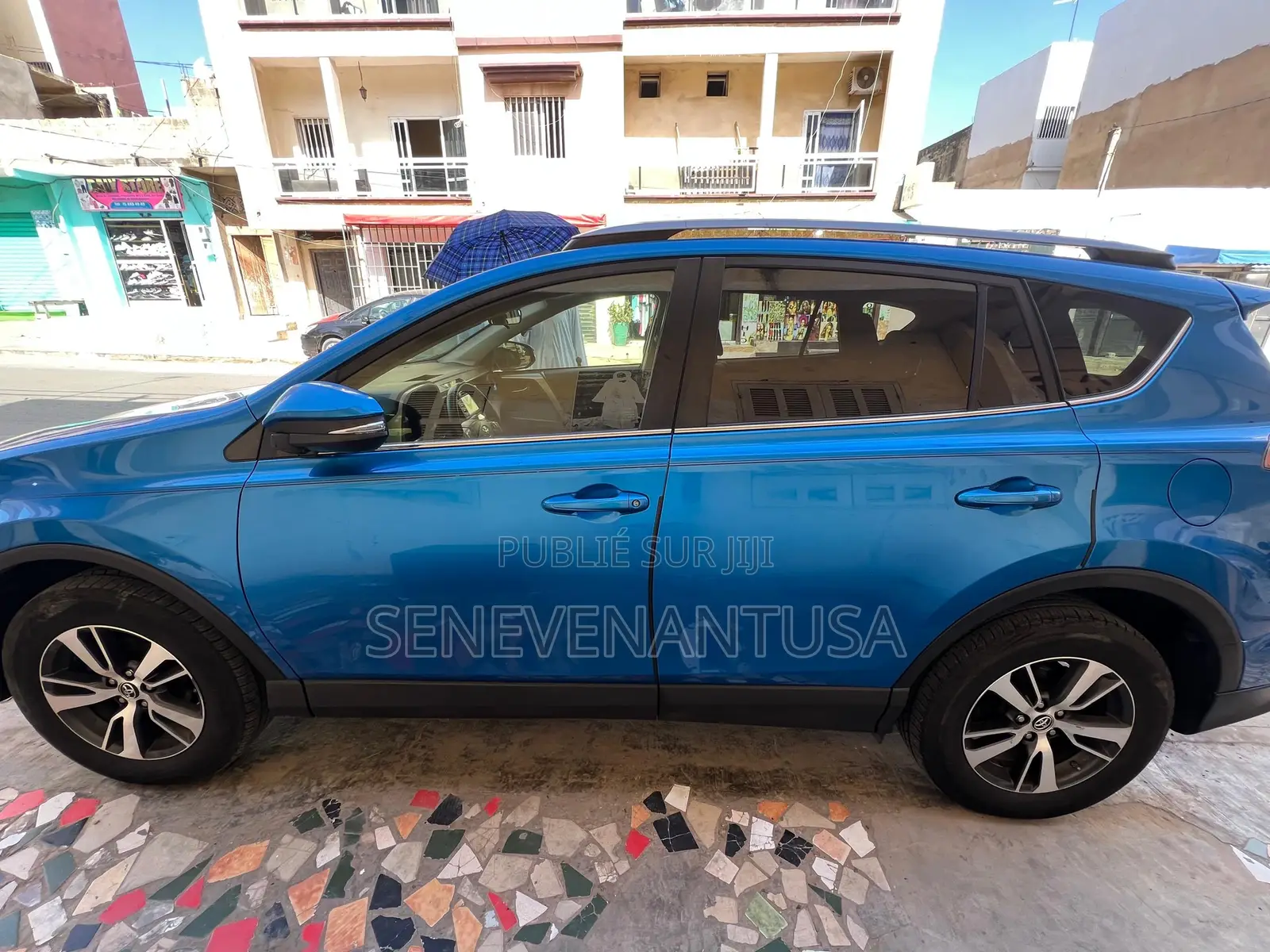 Toyota RAV4 2018 Bleu