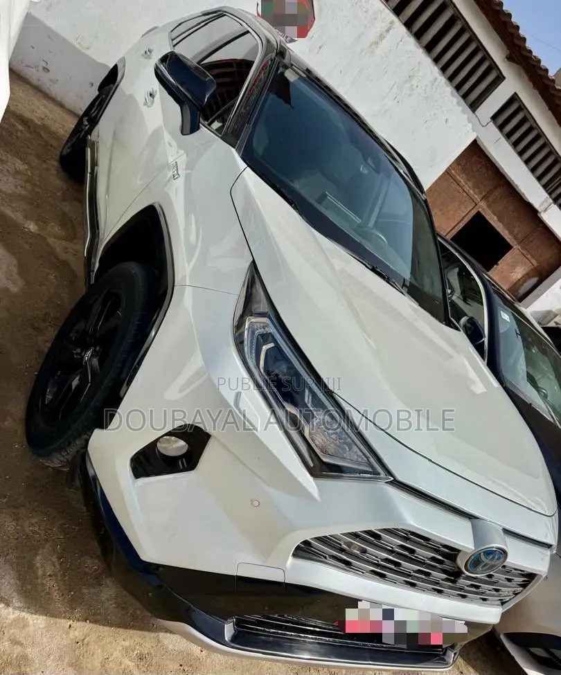 Toyota RAV4 2021 Blanc